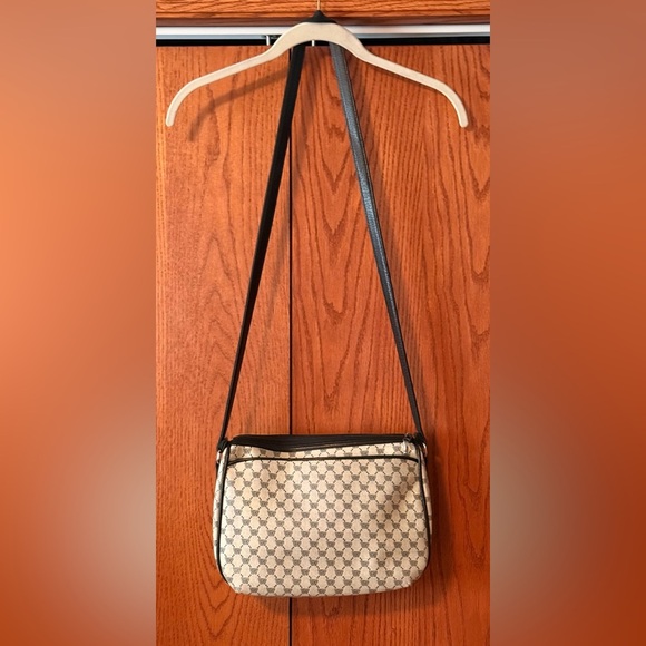 Vintage VR Classic Stylish Monogram Rare Hard To Find Retro Crossbody Bag - Picture 5 of 16